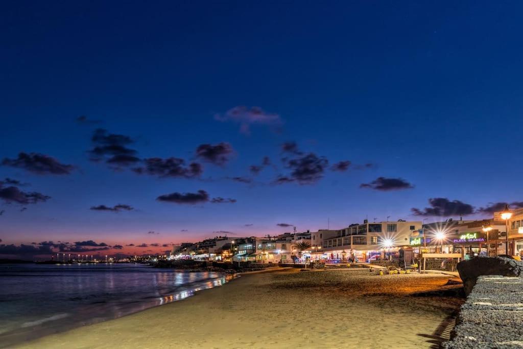 Moderno Y Elegante Apartamento Centrico Con Balcon Playa Blanca  Bagian luar foto